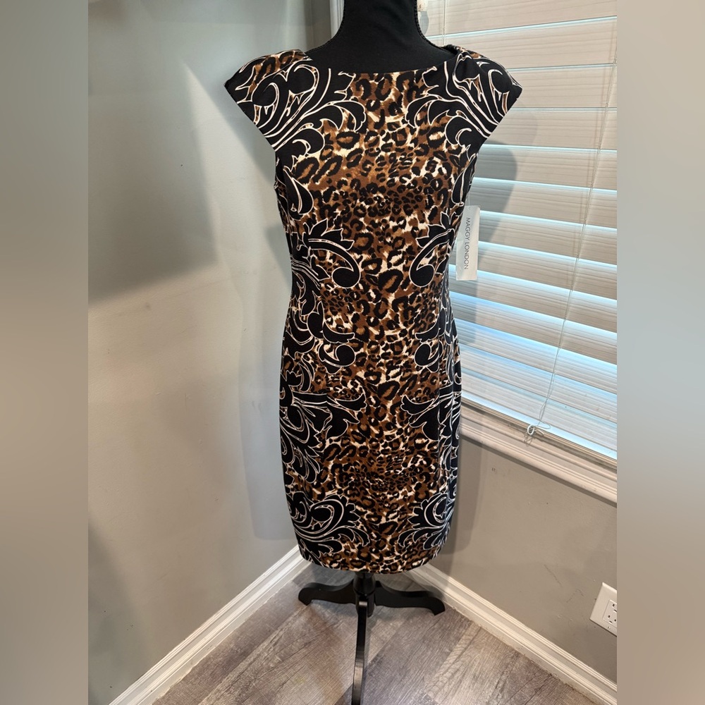 Maggy London Elegant Leopard Print‎ Dress